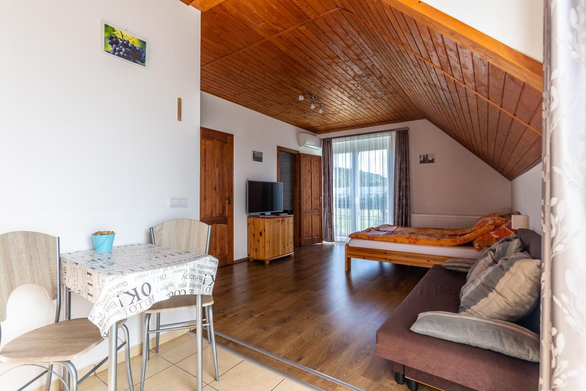 Szabolcs Apartments Дем'єн Екстер'єр фото