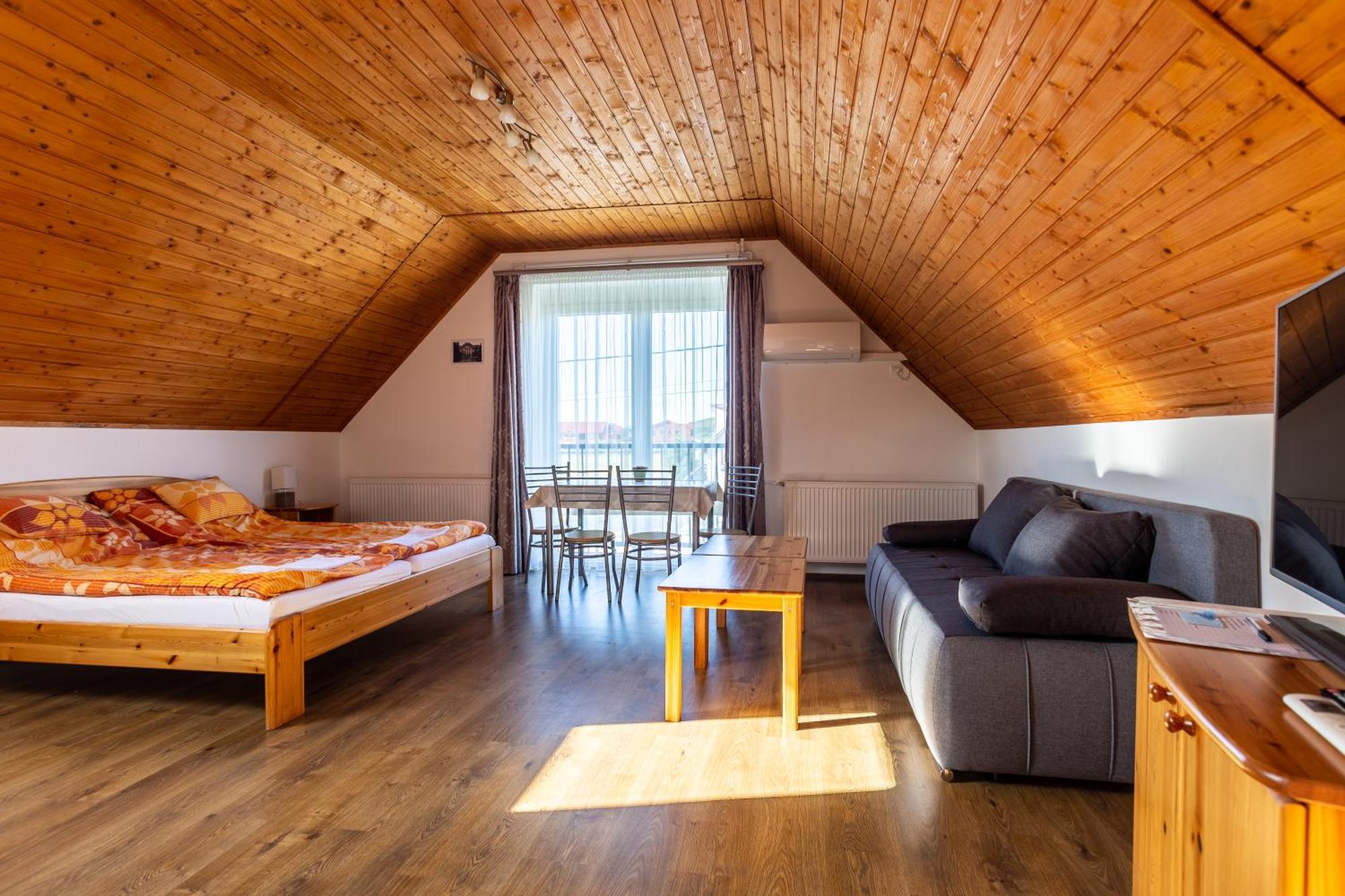 Szabolcs Apartments Дем'єн Екстер'єр фото