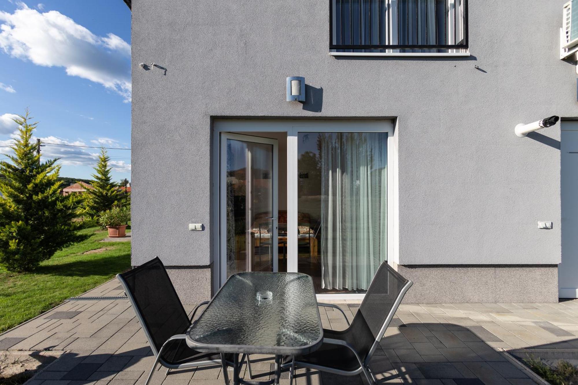 Szabolcs Apartments Дем'єн Екстер'єр фото